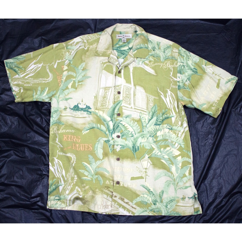 Tommy Bahama "King Of The Blues" Mens Short Sleeve Button Up Shirt Size Medium
